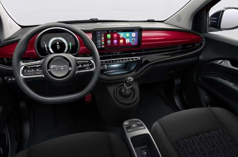 Nuova Fiat 500 Icon 65 CV (47 kW) 2026 Red passion pastello Berlina