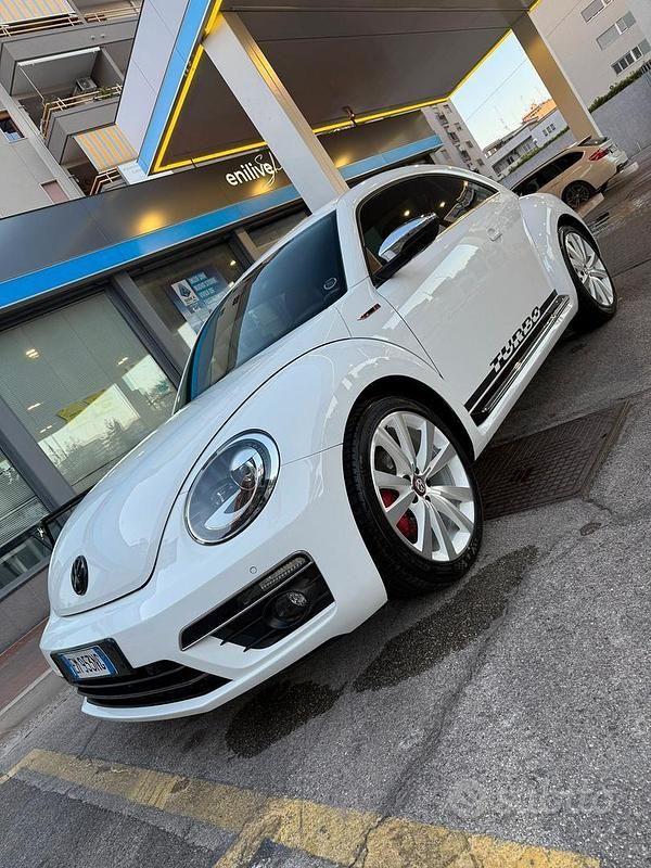 Usata VW Beetle R-line 2012 Bianco Utilitaria