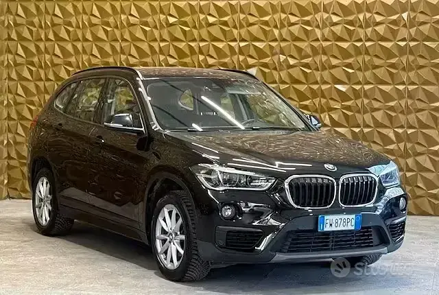 Usado BMW X1 Advantage 116 CV (85 kW) 2019 Negro SUV