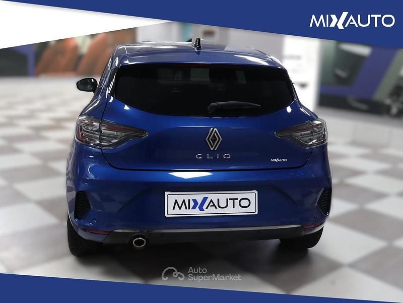Usata Renault Clio V Techno 91 CV (66 kW) 2025 Blu Berlina