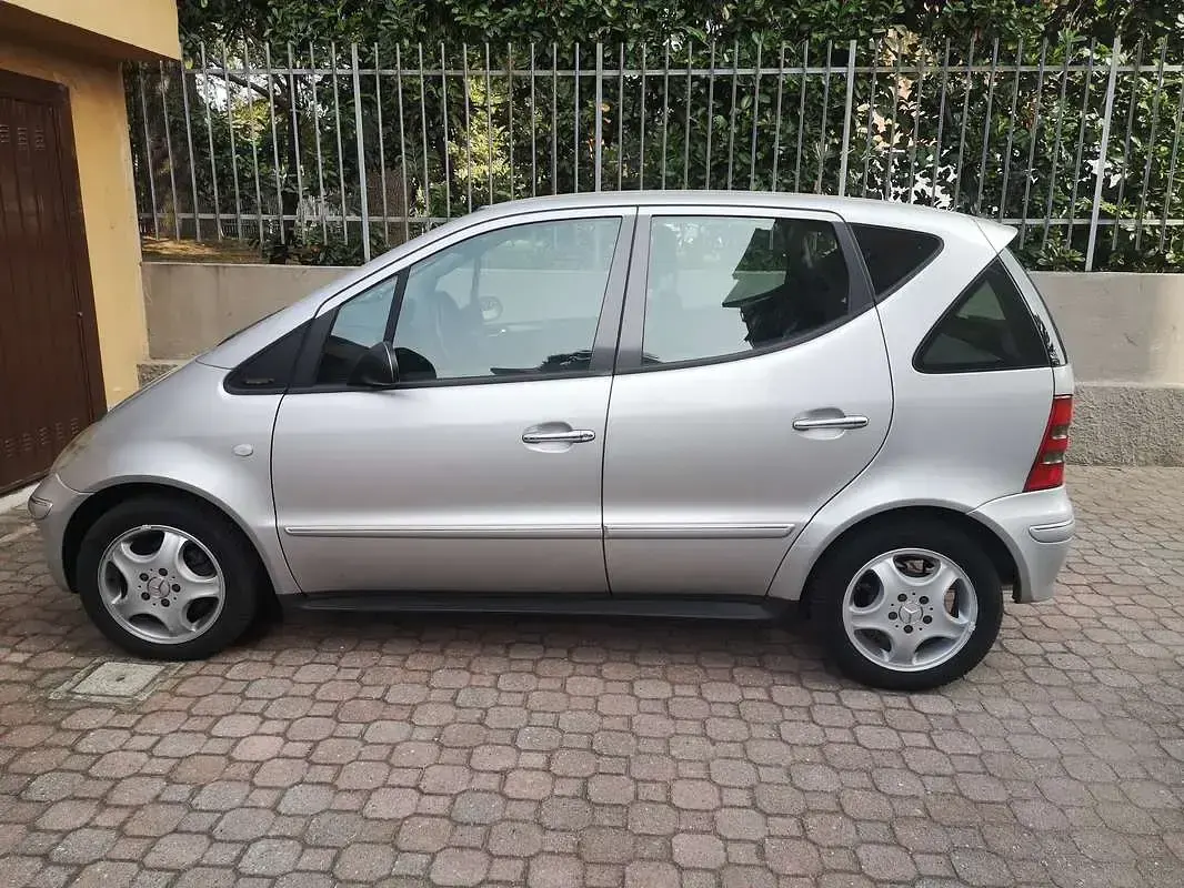Usata Mercedes A140 Classic 82 CV (60 kW) 2002 Utilitaria