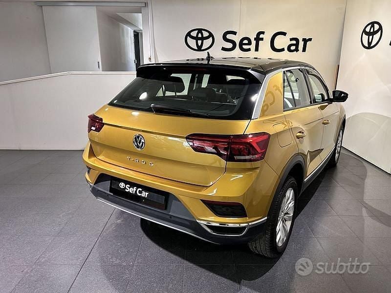 Usata VW T-Roc Advance 116 CV (85 kW) 2019 Giallo SUV