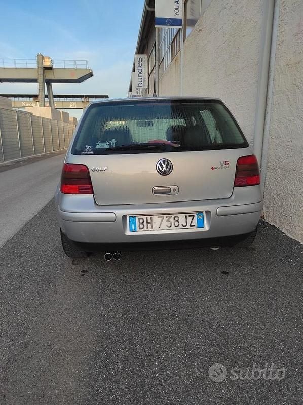 Usata VW Golf IV 2000 Grigio Berlina