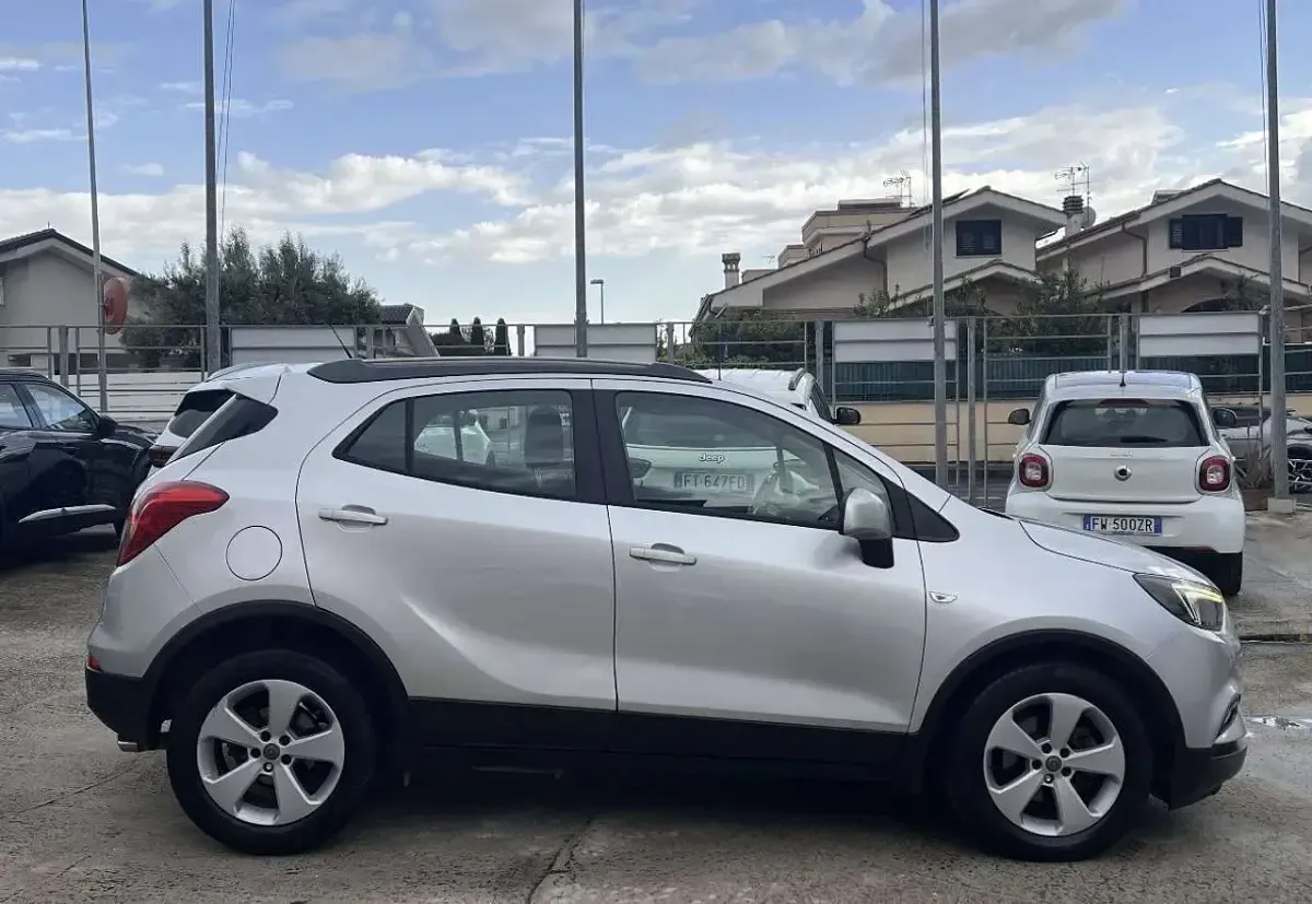 Usata Opel Mokka X 140 CV (102 kW) 2018 Argento SUV