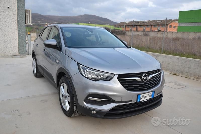 Usata Opel Grandland X Business 131 CV (96 kW) 2020 Grigio SUV