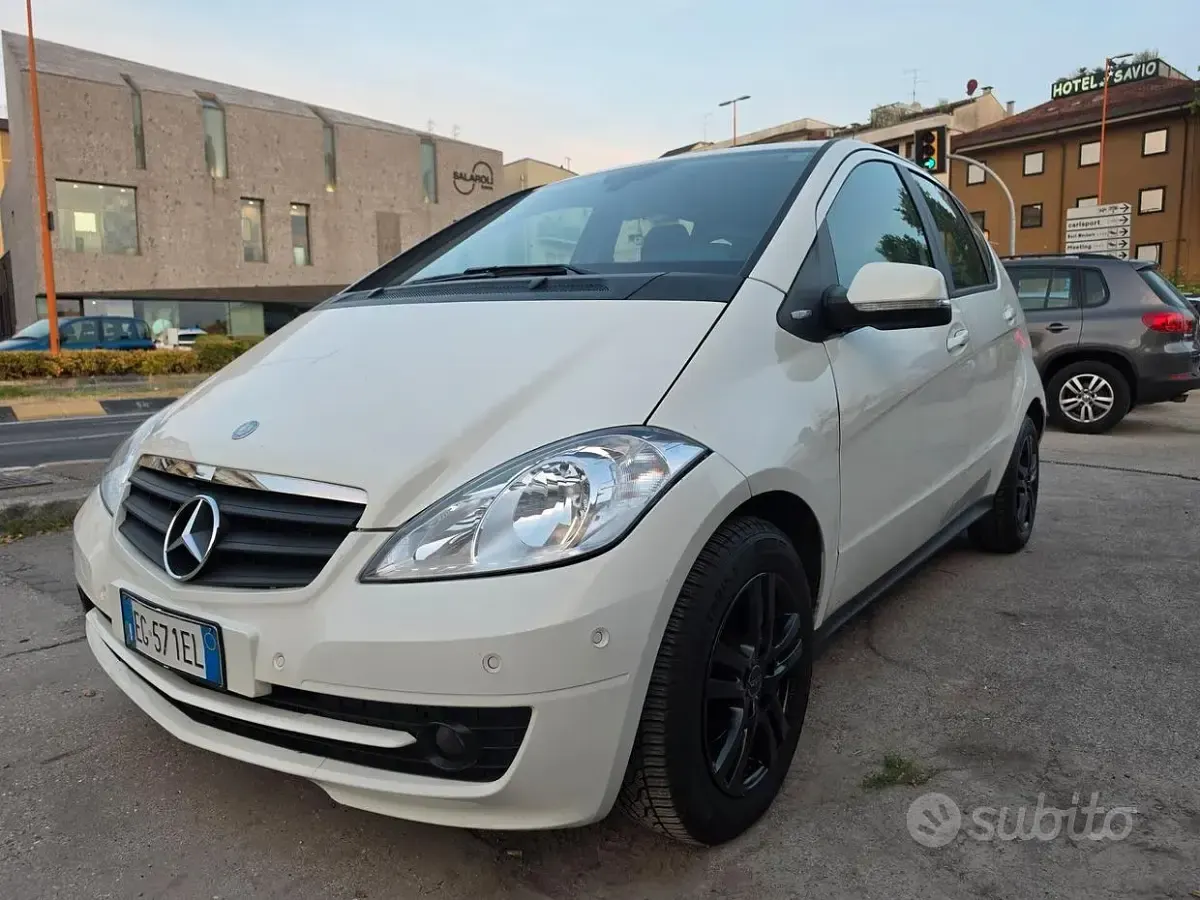 Usata Mercedes A160 Edition 95 CV (69 kW) 2010 Bianco Berlina