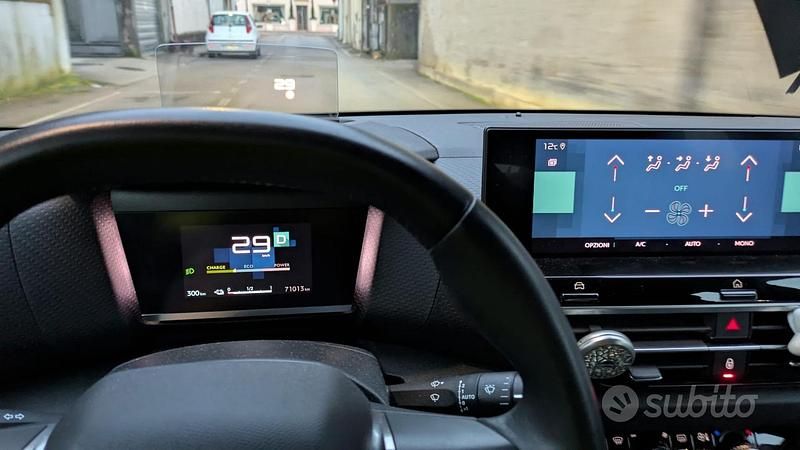 Usata Citroën e-C4 Feel 100 kW (136 CV) 2021 Bianco Berlina