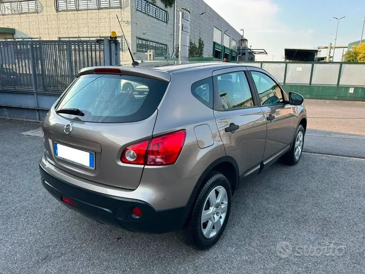 Usata Nissan Qashqai 116 CV (85 kW) 2009 Grigio SUV