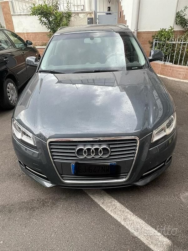 Usata Audi A3 105 CV (77 kW) 2011 Grigio Utilitaria