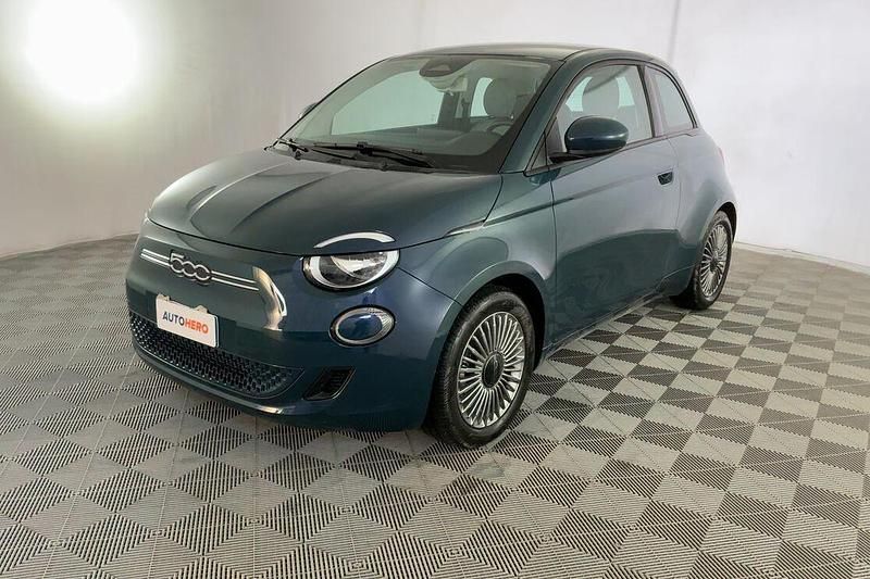 Usata Fiat 500e Icon 86 kW (118 CV) 2023 Verde Utilitaria