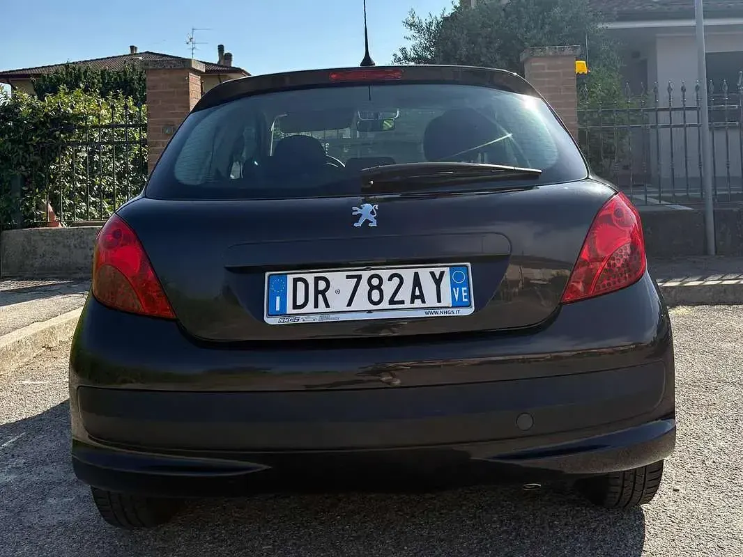 Usata Peugeot 207 Sport 73 CV (53 kW) 2008 Nero Utilitaria