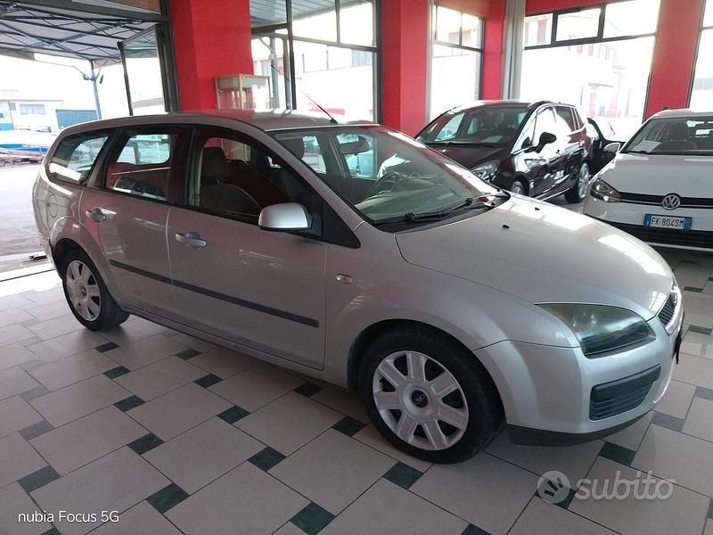 Usata Ford C-MAX Ghia 110 CV (80 kW) 2006 Grigio Monovolume