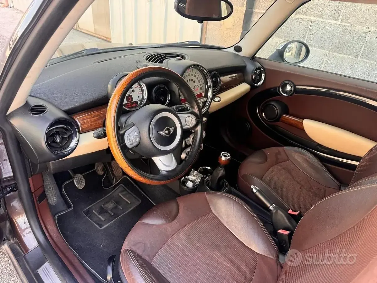 Usata Mini Cooper D Clubman 109 CV (80 kW) 2010 Marrone Station wagon