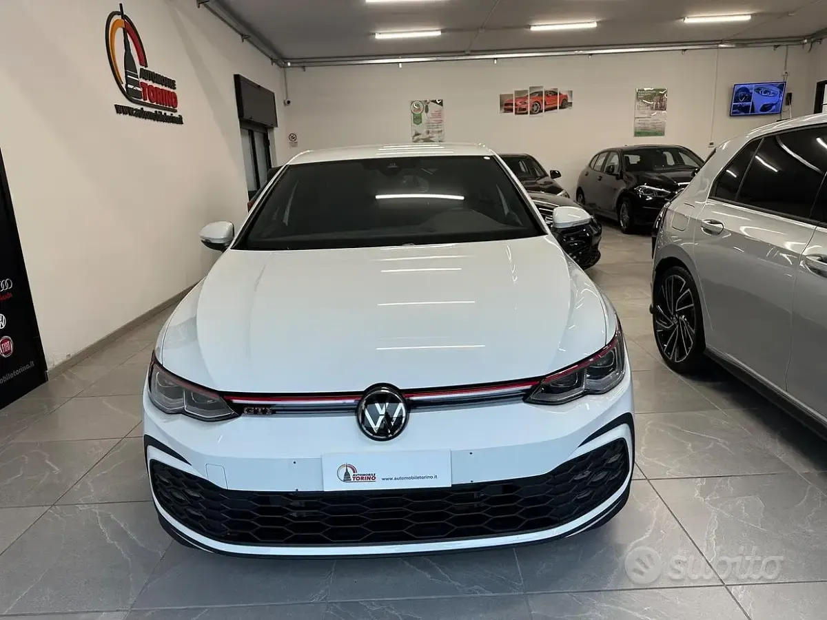Usata VW Golf VIII GTI 245 CV (180 kW) 2023 Bianco Berlina