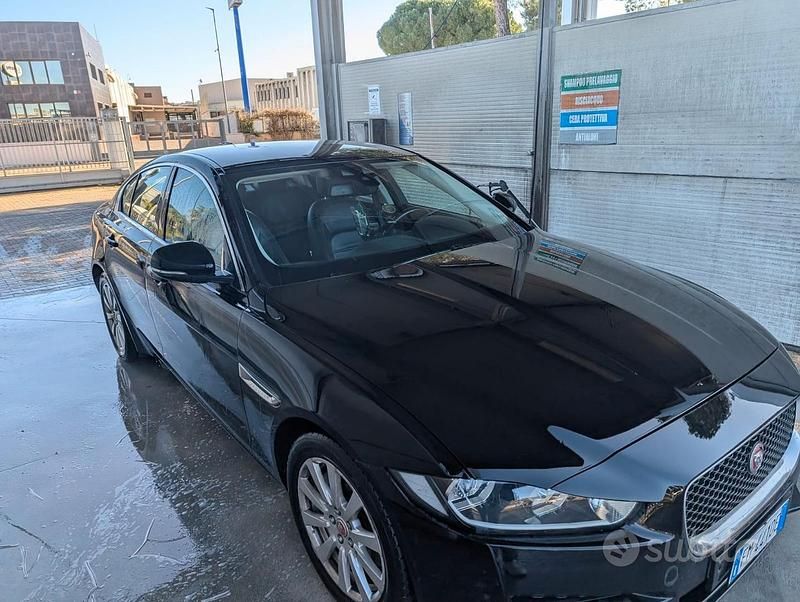 Usata Jaguar XE 180 CV (132 kW) 2017 Berlina