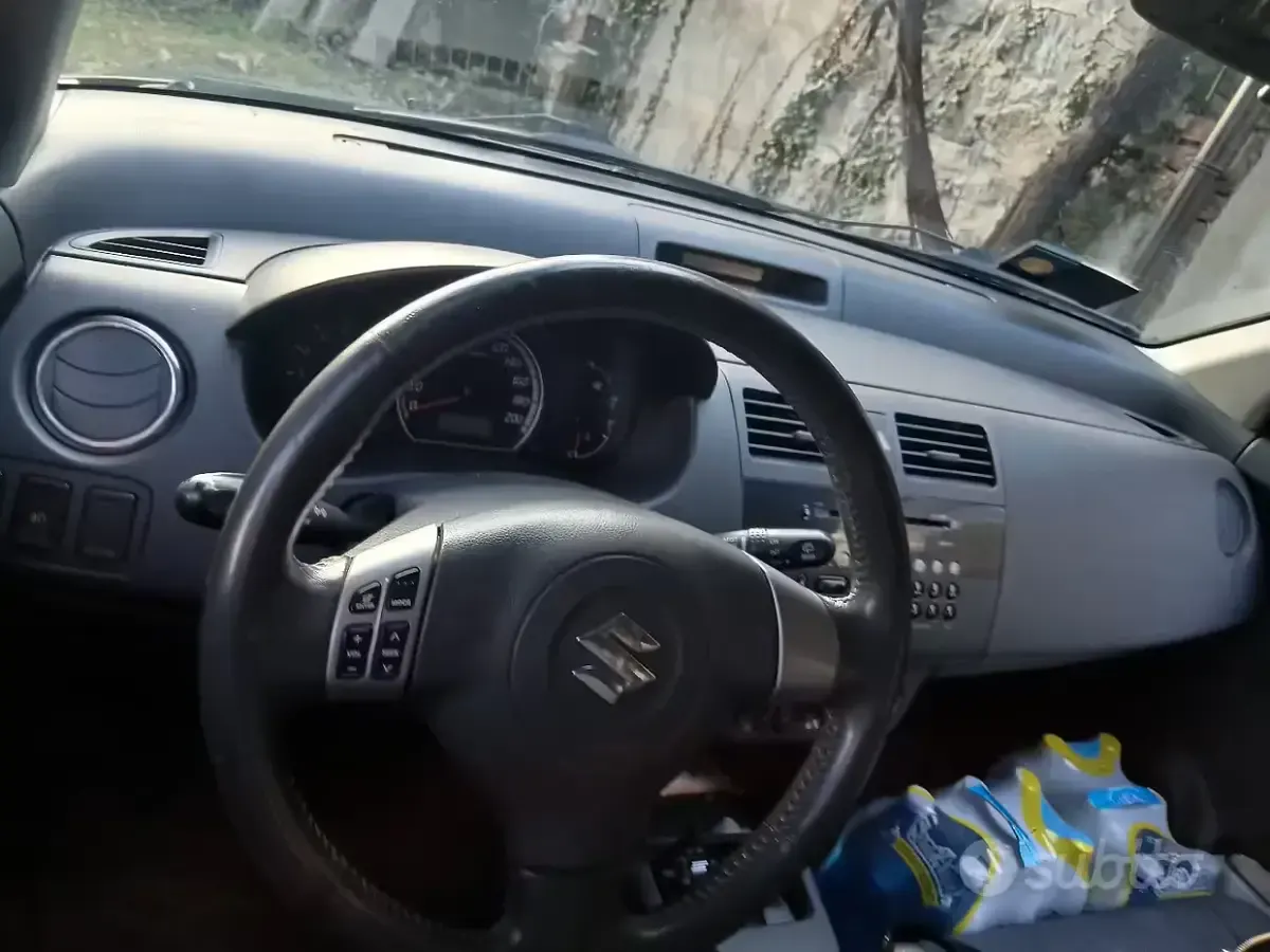 Usata Suzuki Swift 92 CV (67 kW) 2008 Nero Utilitaria