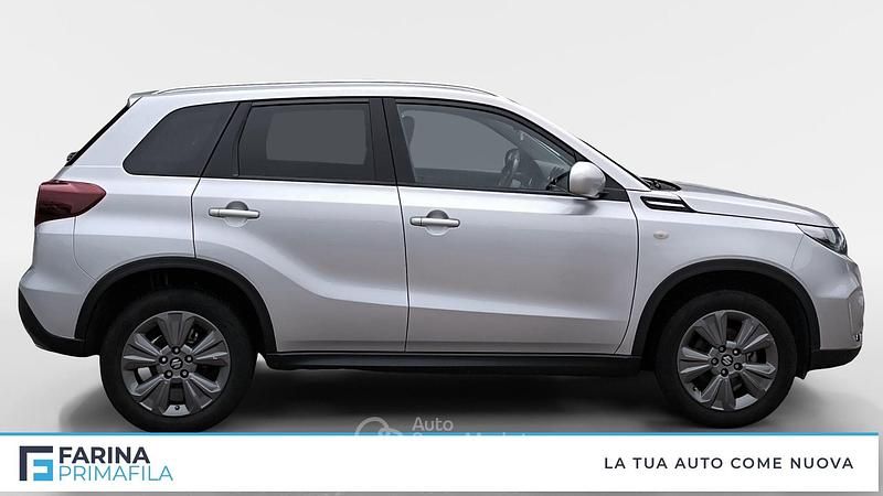 Usata Suzuki Vitara Cool 129 CV (94 kW) 2023 Gray SUV