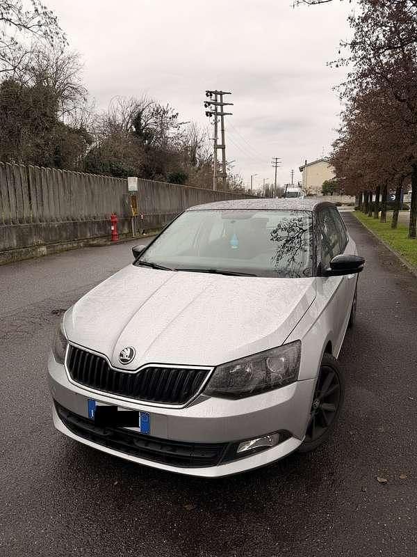 Usata Skoda Fabia Ambition 60 CV (44 kW) 2017 Grigio Berlina