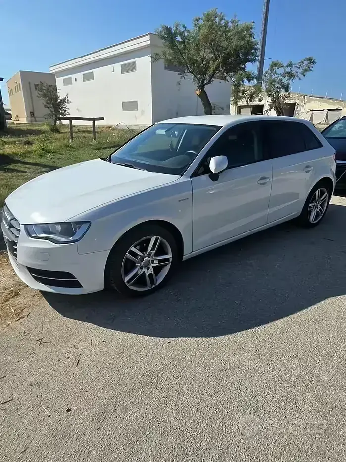 Usata Audi A3 Comfort 122 CV (89 kW) 2014 Bianco Berlina