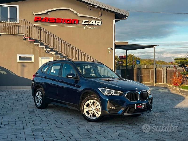 Blu/azzurro Usata 2020 BMW X1 Advantage SUV | 19.990 € (Buon prezzo) - Immagine 1/4