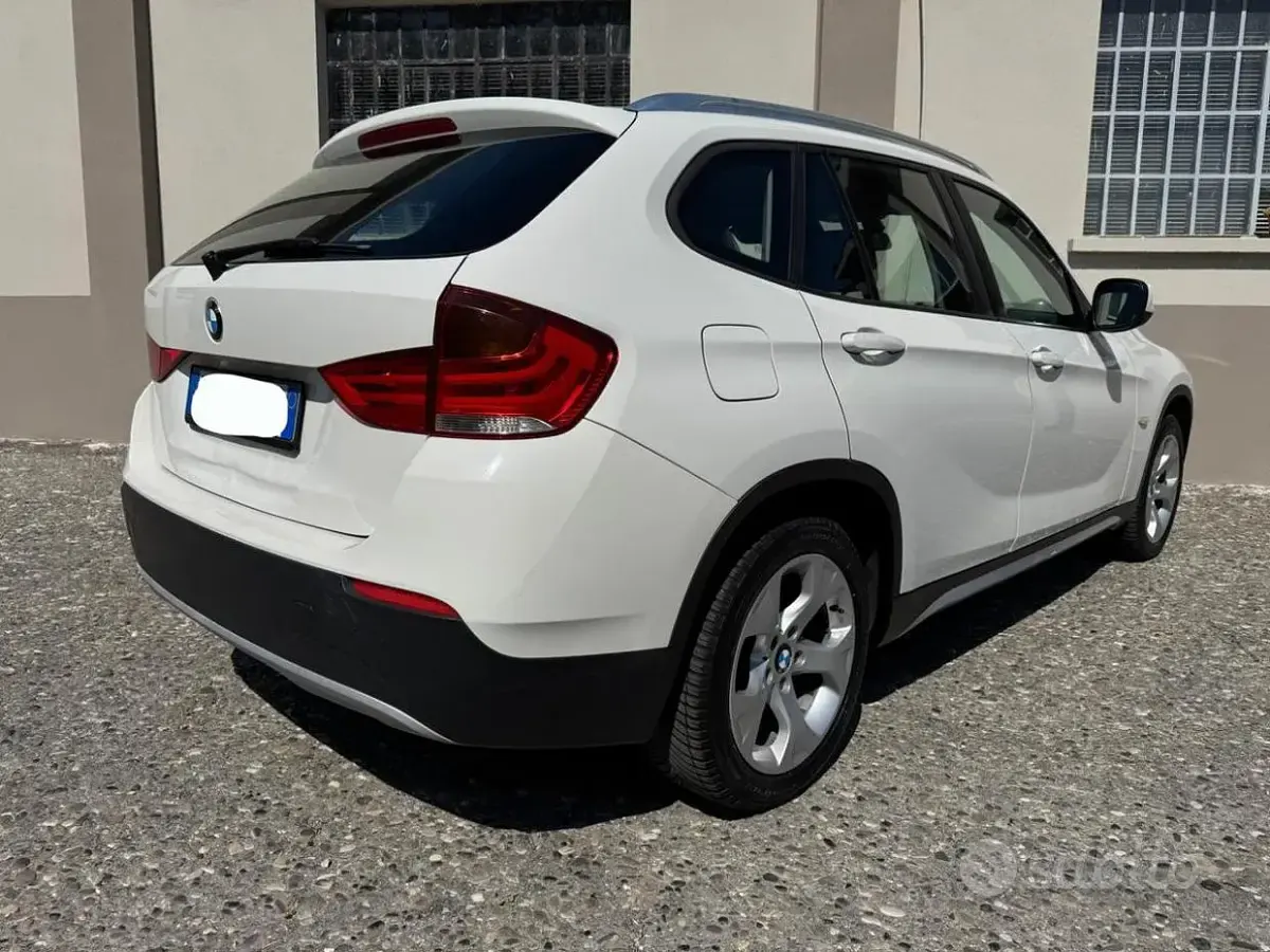 Usata BMW X1 143 CV (105 kW) 2012 Bianco SUV