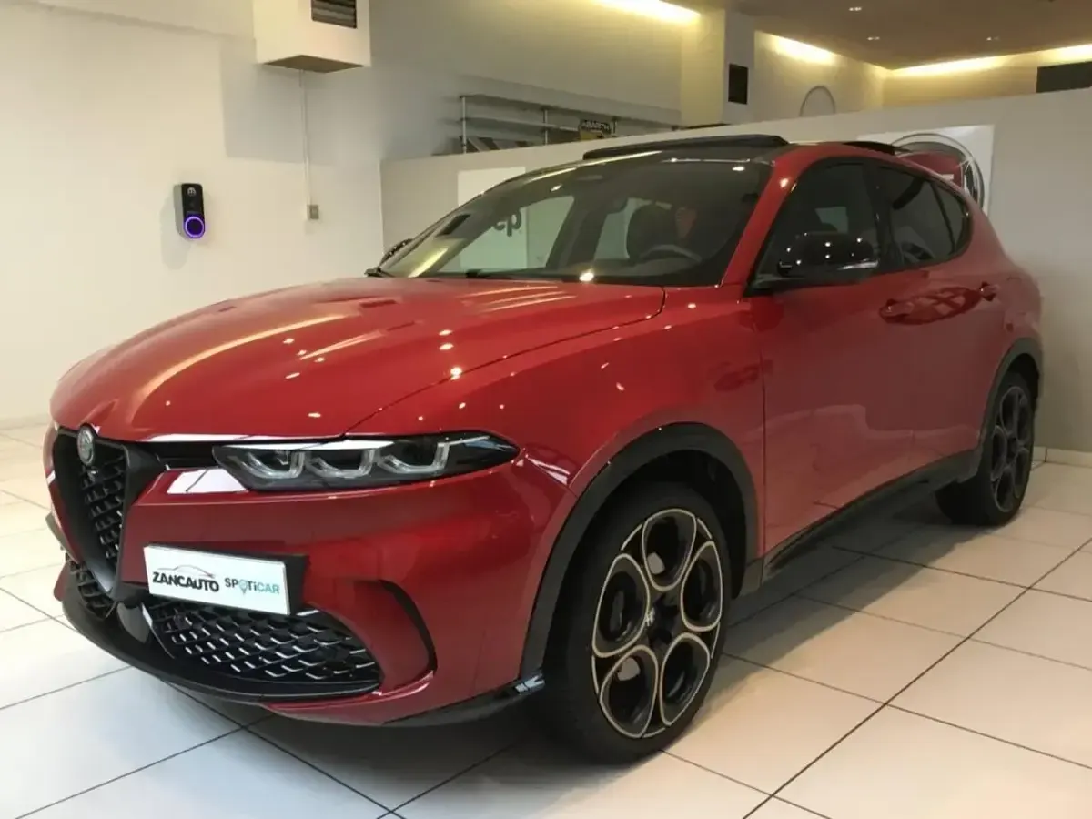 Usata Alfa Romeo Tonale 280 CV (205 kW) 2025 Rosso SUV