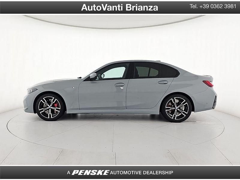 Usata BMW 320 M Sport 190 CV (139 kW) 2025 Grigio Utilitaria