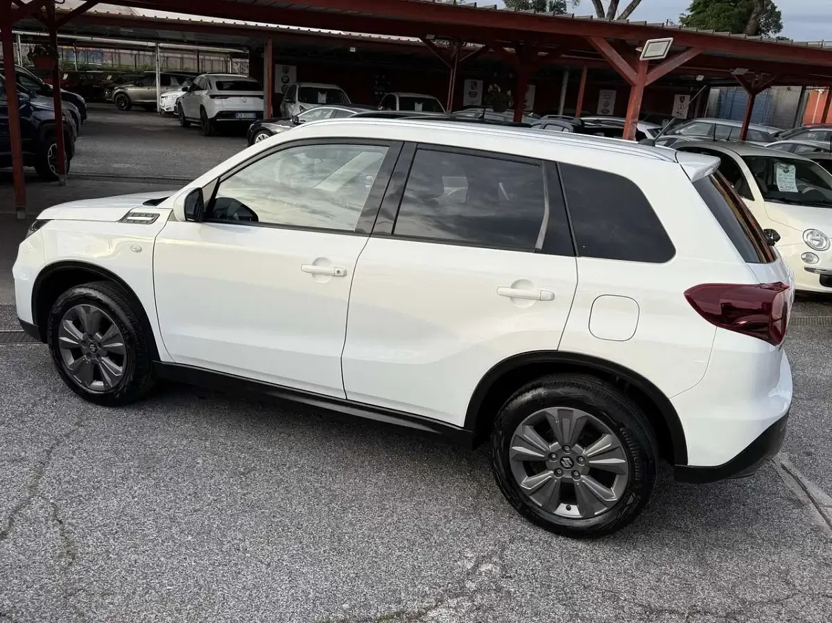 Second-hand Suzuki Vitara 129 CP (94 kW) 2023 Other SUV