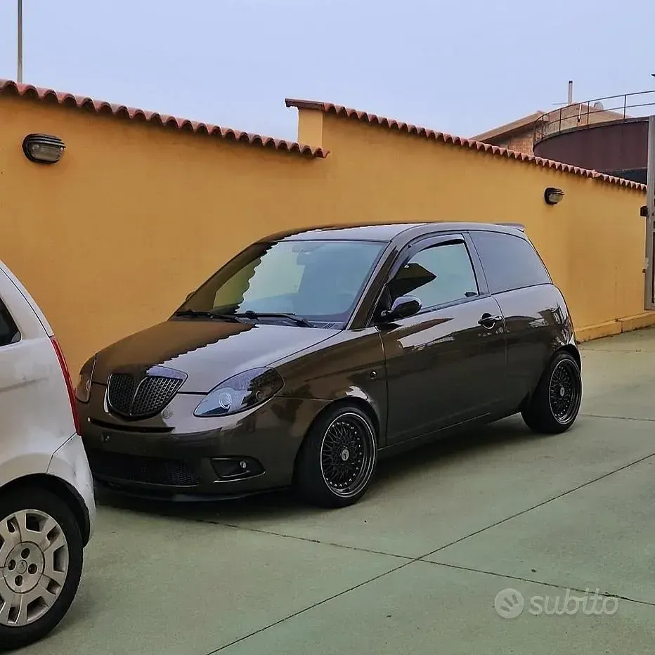 Usata Lancia Ypsilon 75 CV (55 kW) 2007 Utilitaria
