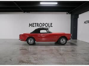 Usata Alfa Romeo 2000 116 CV (85 kW) 1960 Rosso Cabrio