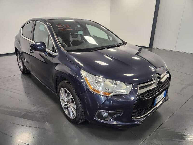 Usata DS Automobiles DS4 So Chic 114 CV (83 kW) 2013 Blu/azzurro Berlina