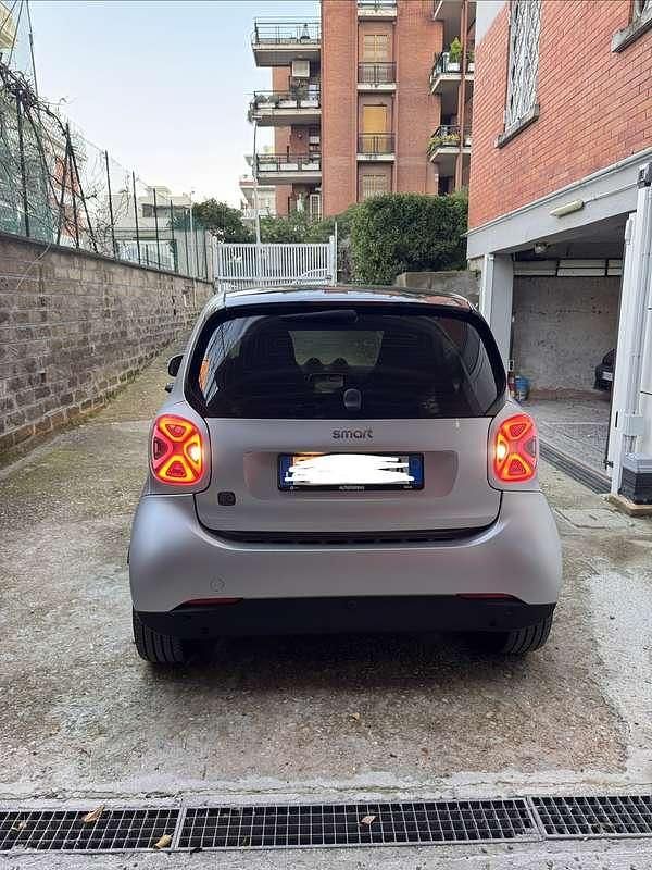 Usata Smart ForTwo Coupé 41 kW (56 CV) 2023 Utilitaria