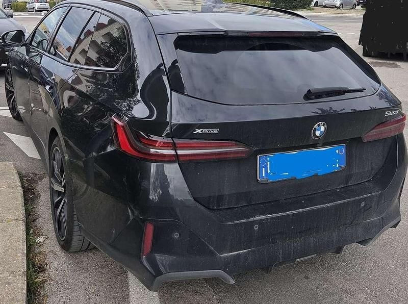 Usata BMW 520 M Sport 197 CV (144 kW) 2024 Nero Station wagon