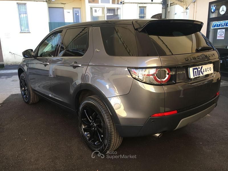 Usata Land Rover Discovery Sport SE 179 CV (131 kW) 2019 Grigio scuro SUV