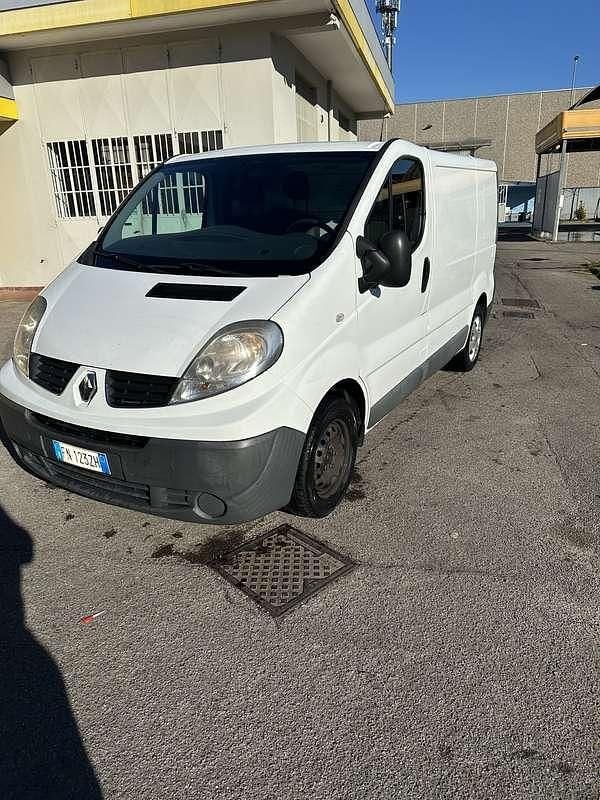 Usata Renault Trafic 122 CV (89 kW) 2012 Monovolume