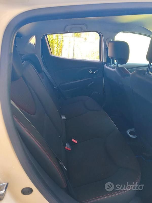 Usata Renault Clio IV 75 CV (55 kW) 2015 Bianco Berlina