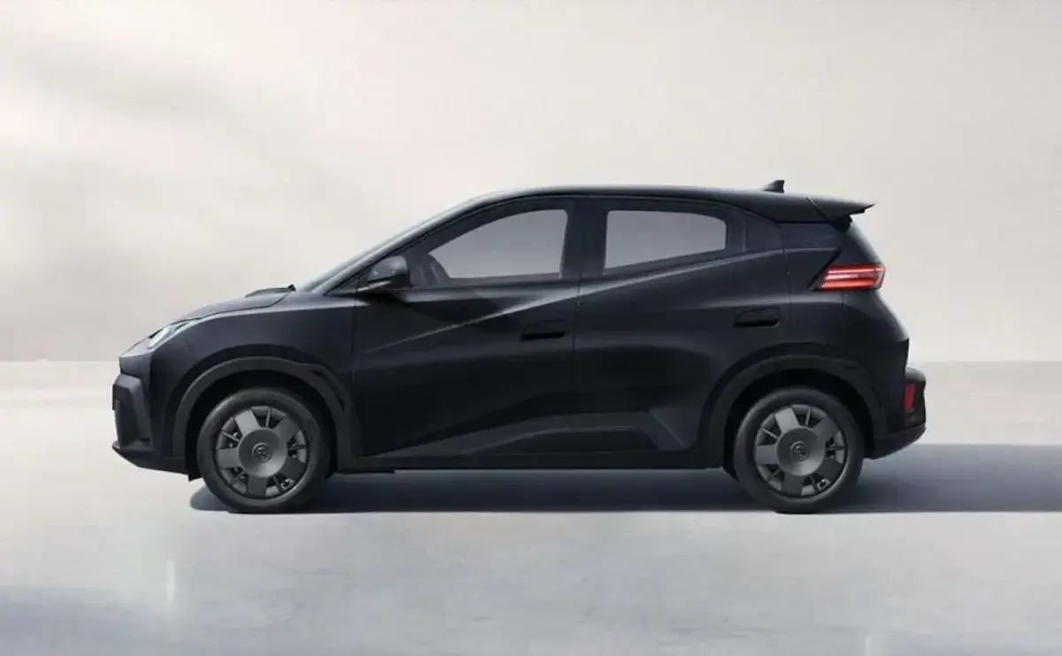 Nuova BYD Dolphin Surf Active 35 kW (48 CV) 2026 Nero Utilitaria