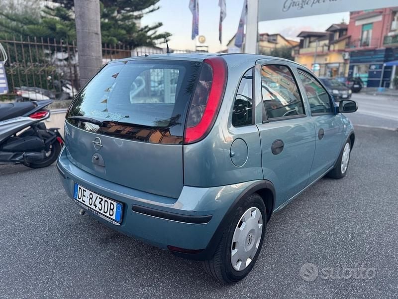 Usata Opel Corsa Enjoy 60 CV (44 kW) 2006 Blu Berlina