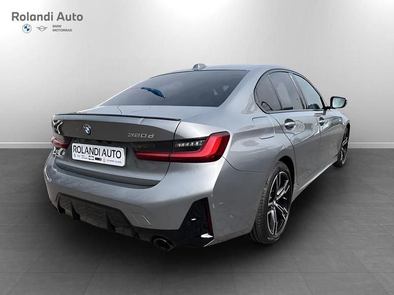 Usata BMW 320e M Sport 190 CV (139 kW) 2025 Grigio Berlina