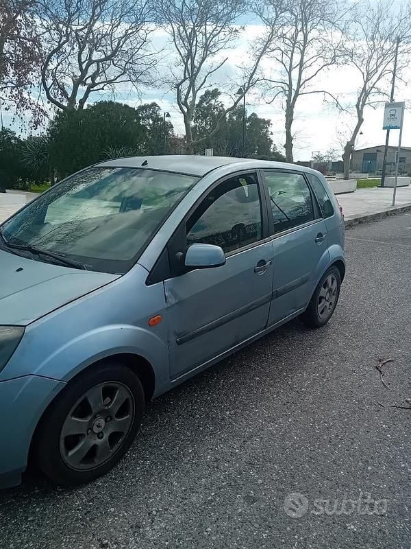 Usata Ford Fiesta 2006 Utilitaria