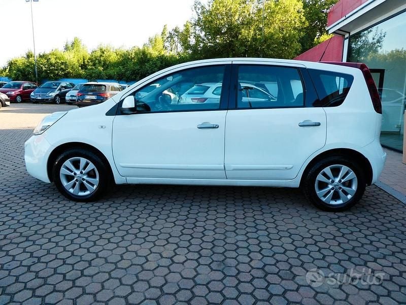 Usata Nissan Note Acenta 88 CV (64 kW) 2011 Bianco Utilitaria