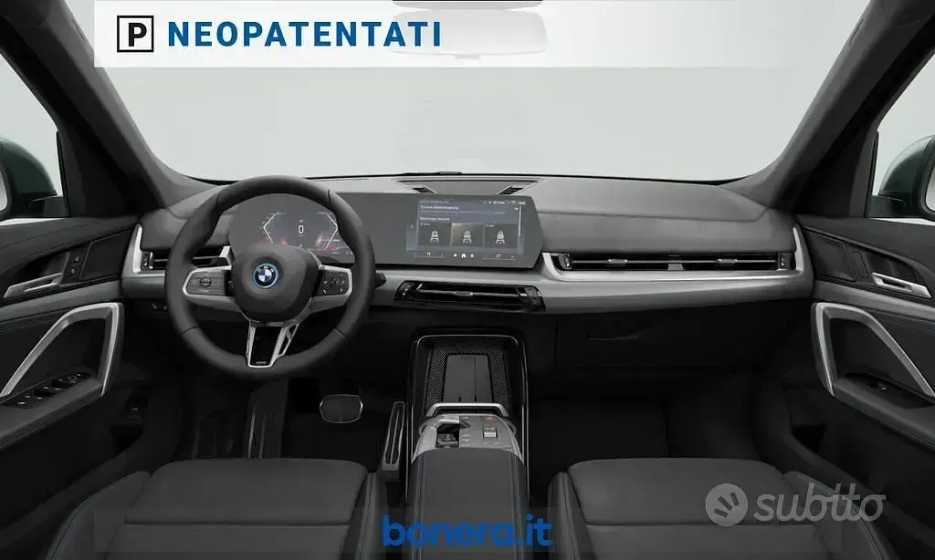 Nuova BMW iX1 M Sport 67 kW (92 CV) 2026 Verde SUV