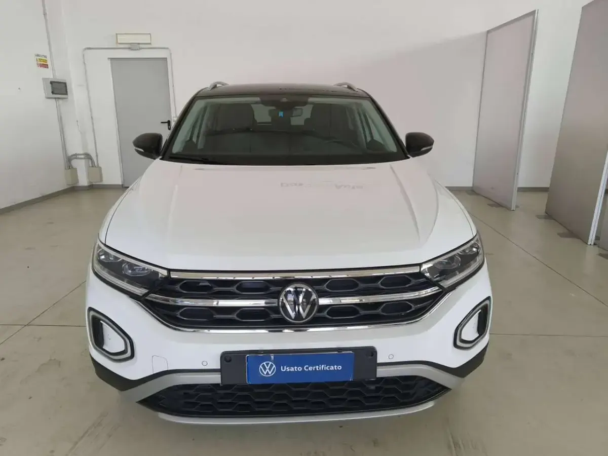 Usata VW T-Roc Style 150 CV (110 kW) 2023 Pure white SUV