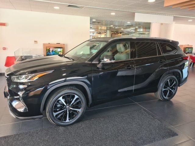 Usata Toyota Highlander Executive 248 CV (182 kW) 2021 Nero SUV