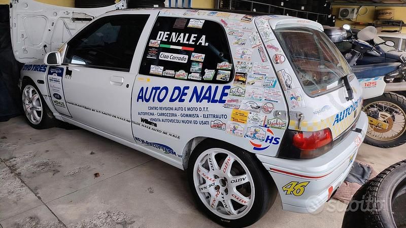 Usata Renault Clio 147 CV (108 kW) 1994 Utilitaria