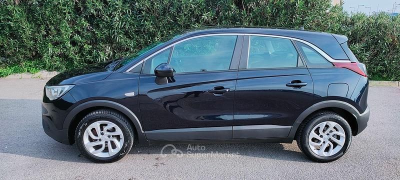 Usata Opel Crossland X 102 CV (75 kW) 2020 Blu SUV