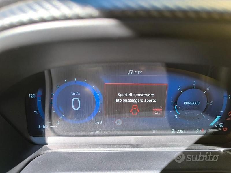 Usata Ford Puma ST-Line 120 CV (88 kW) 2020 Blu SUV