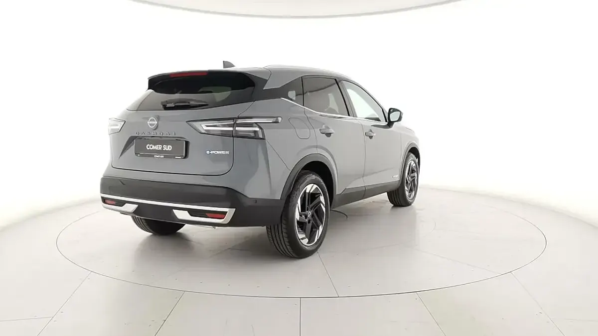 Usata Nissan Qashqai N-Connecta 157 CV (115 kW) 2025 Grigio SUV