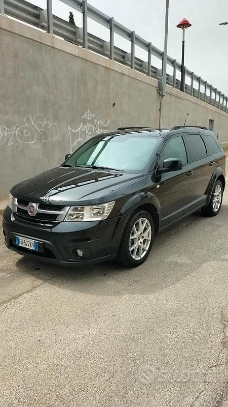 Usata Fiat Freemont 140 CV (102 kW) 2016 Nero SUV