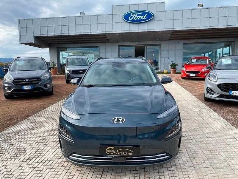 Usata Hyundai Kona 100 kW (136 CV) 2022 Grigio SUV